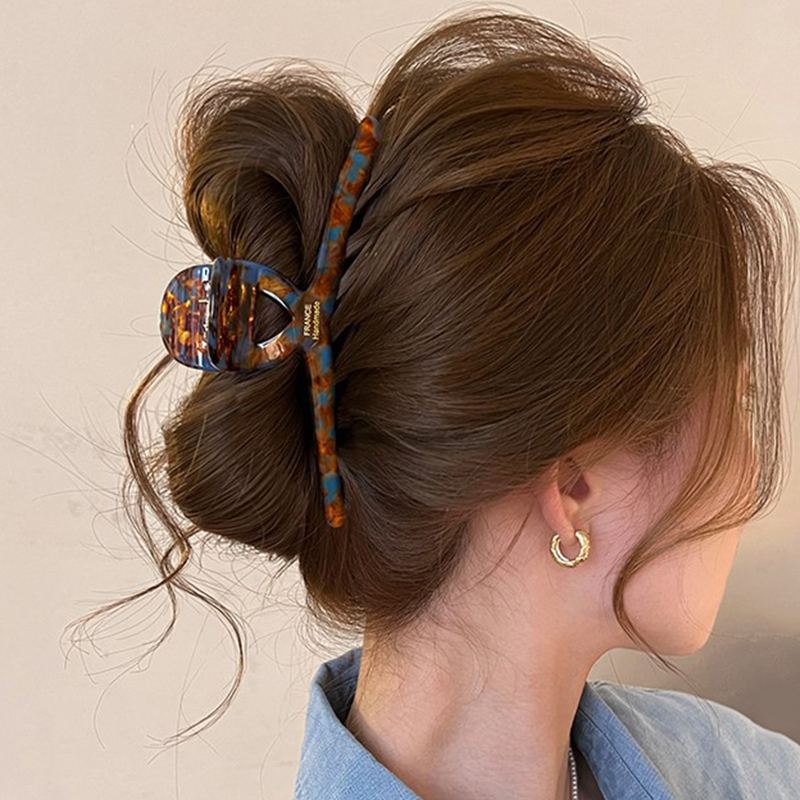 Hair Clip Claw Large - مشابك شعر كورية 2026 من الأسيتات