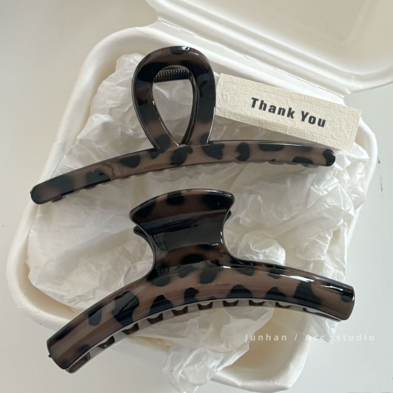 Hair Clip Claw Large - مشبك كبير بطباعة جلد الفهد ،