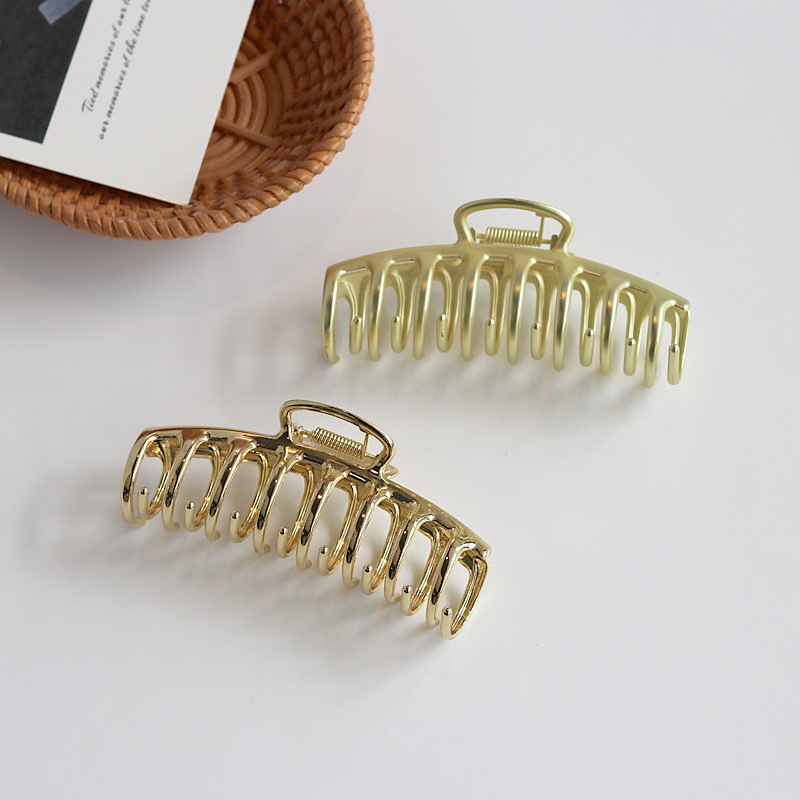 قطعة واحدة من مشبك المعدن الأو - مراجعة Hair Clip Claw Large وسعره